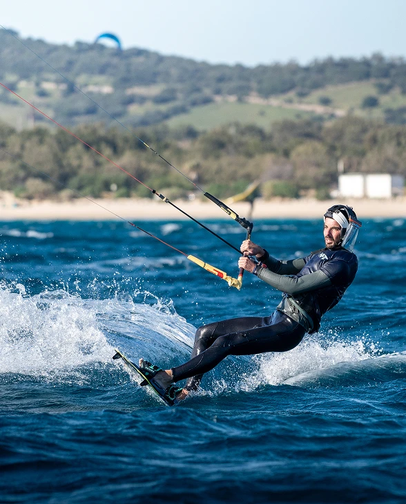 Clases de kitesurf en Tarifa con instructor