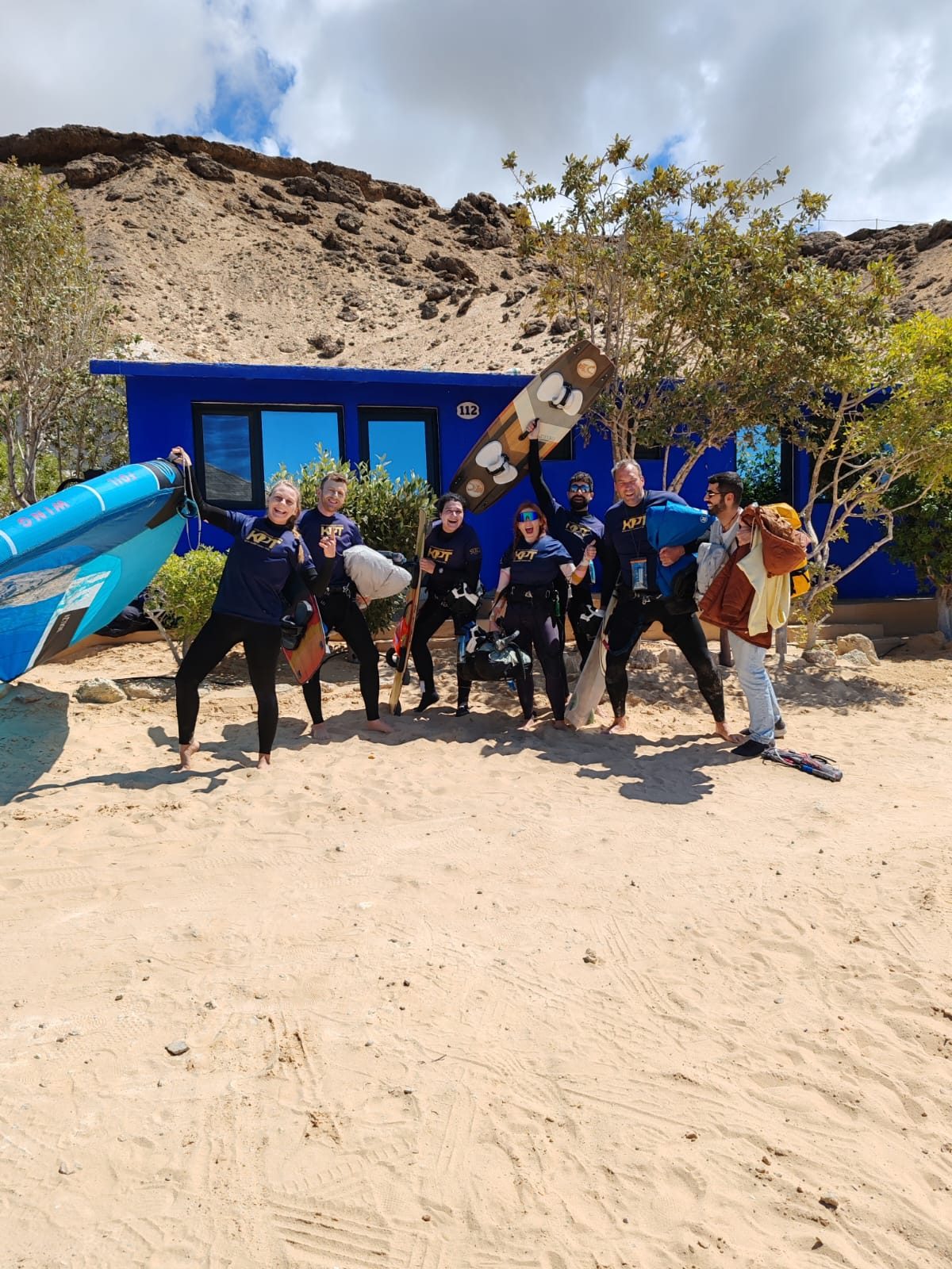 El grupo de Kite Progress en la playa